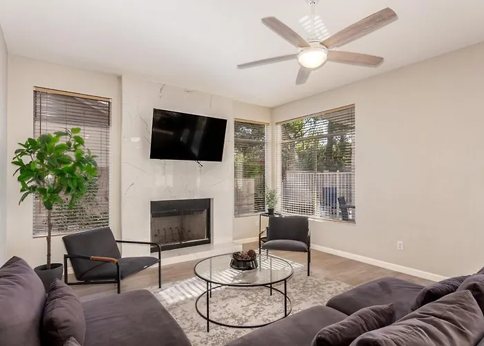 Ferienhaus Brand New 6 Bdrm, 3 Bath Heated Pool Sleeps 16 *