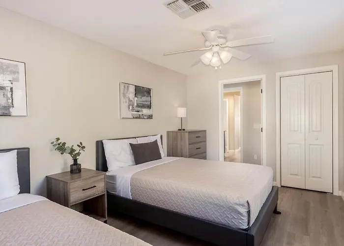 Ferienhaus Brand New 6 Bdrm, 3 Bath Heated Pool Sleeps 16 Chandler