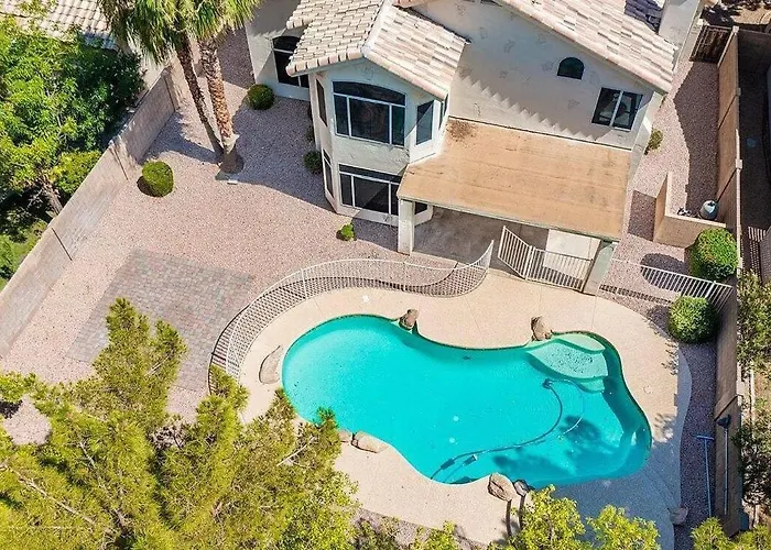 Brand New 6 Bdrm, 3 Bath Heated Pool Sleeps 16 Ferienhaus Chandler