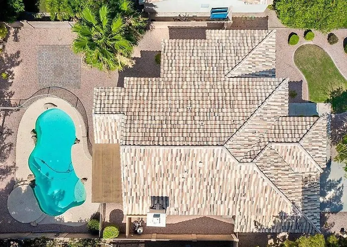 Brand New 6 Bdrm, 3 Bath Heated Pool Sleeps 16 *
